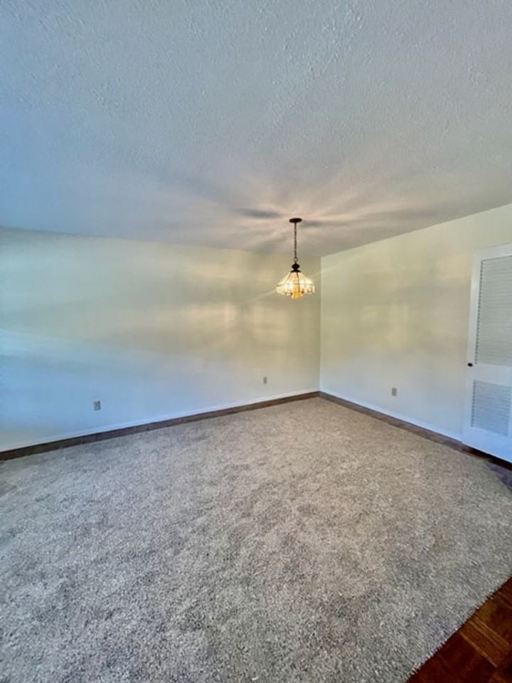 5412 Lake Crest Dr - Photo 4 of 18