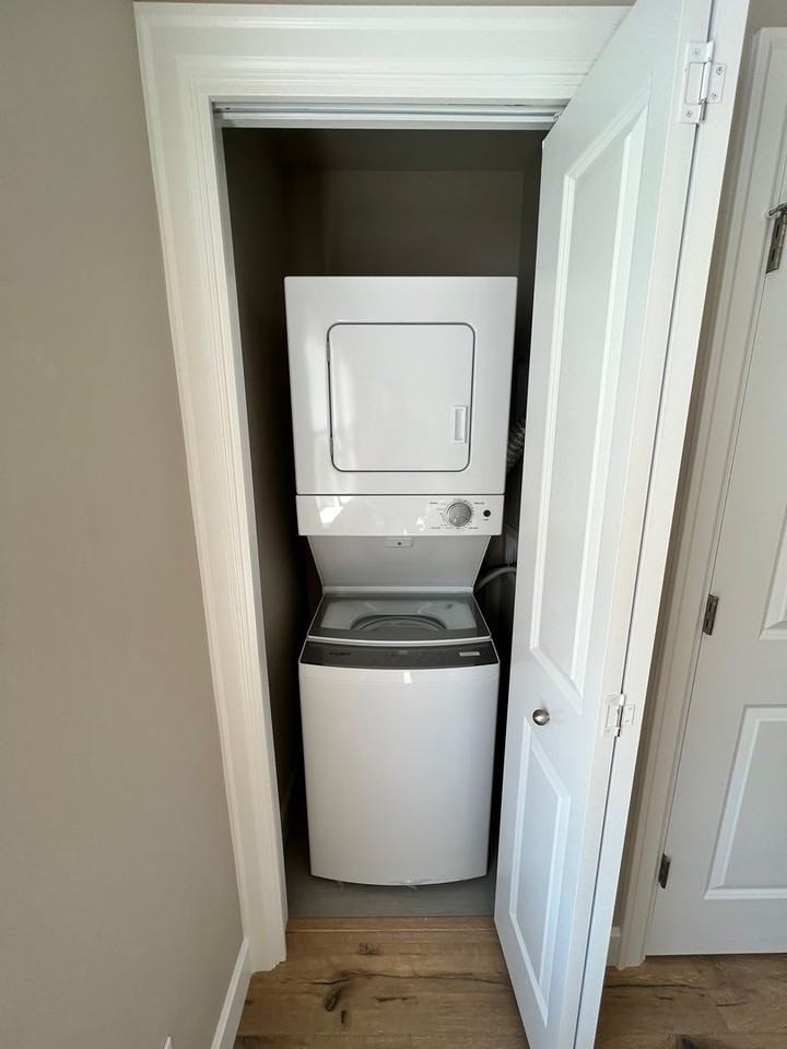 210 Sw 17th St - Photo 4 of 6