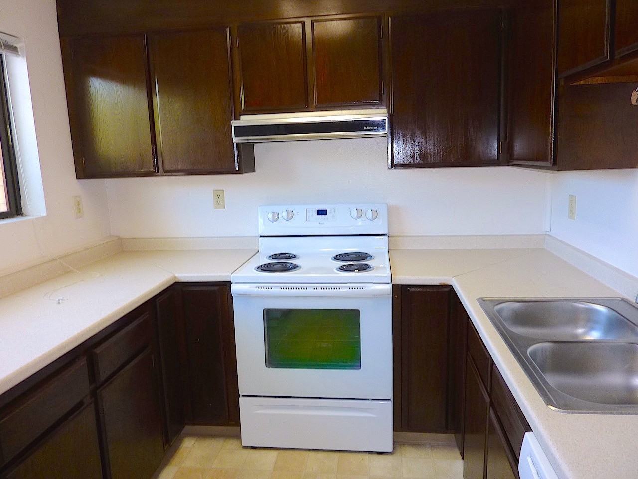 577 E Dowling Rd #16 - Photo 7 of 9