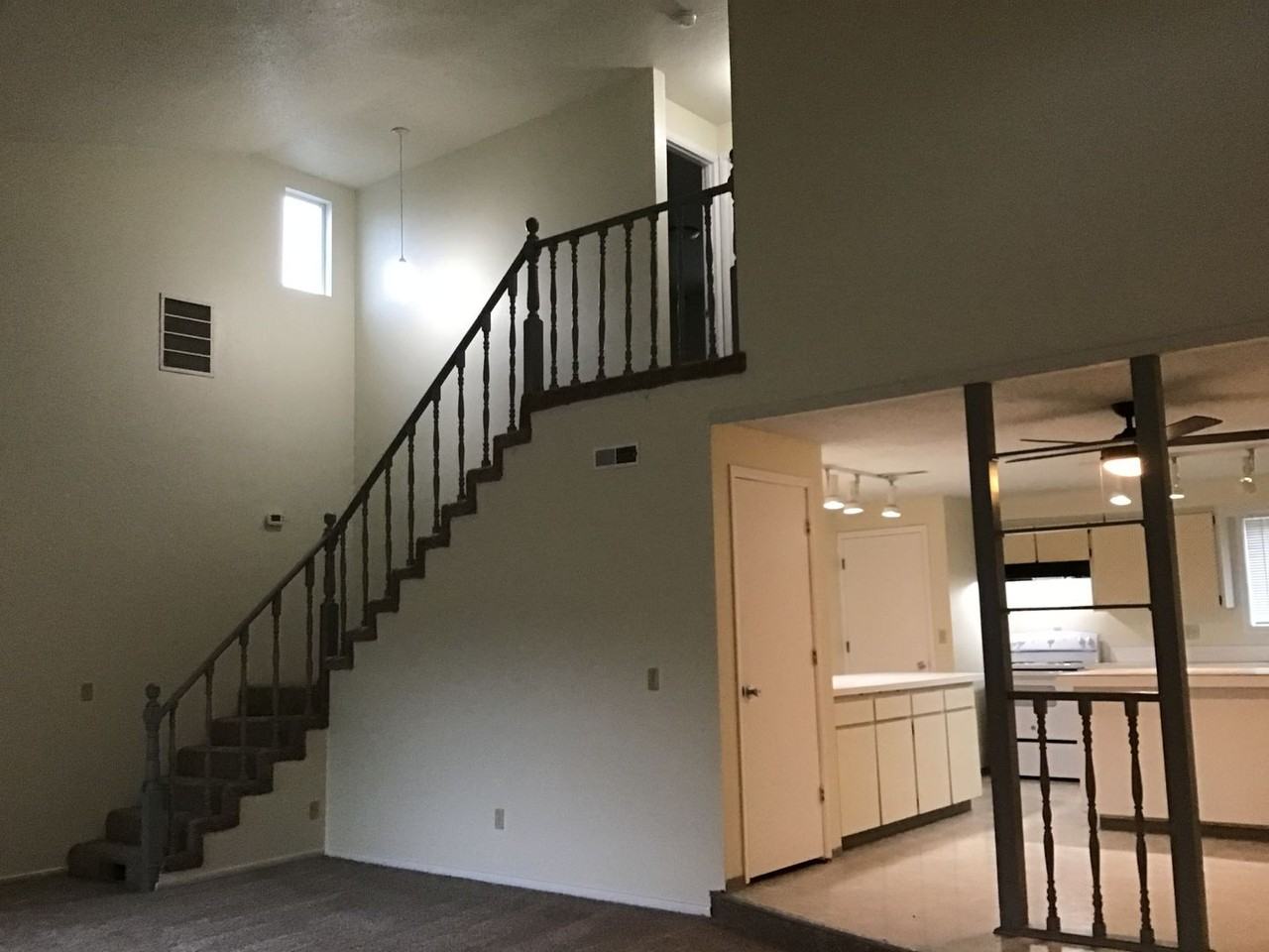 Beverly Ann Apartments - Photo 4 of 37