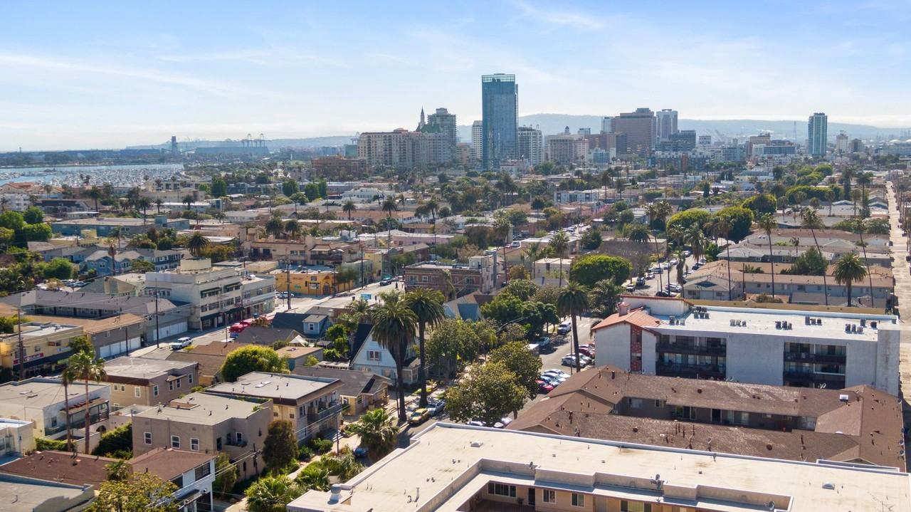 1620 E Appleton Street - Photo 6 of 6