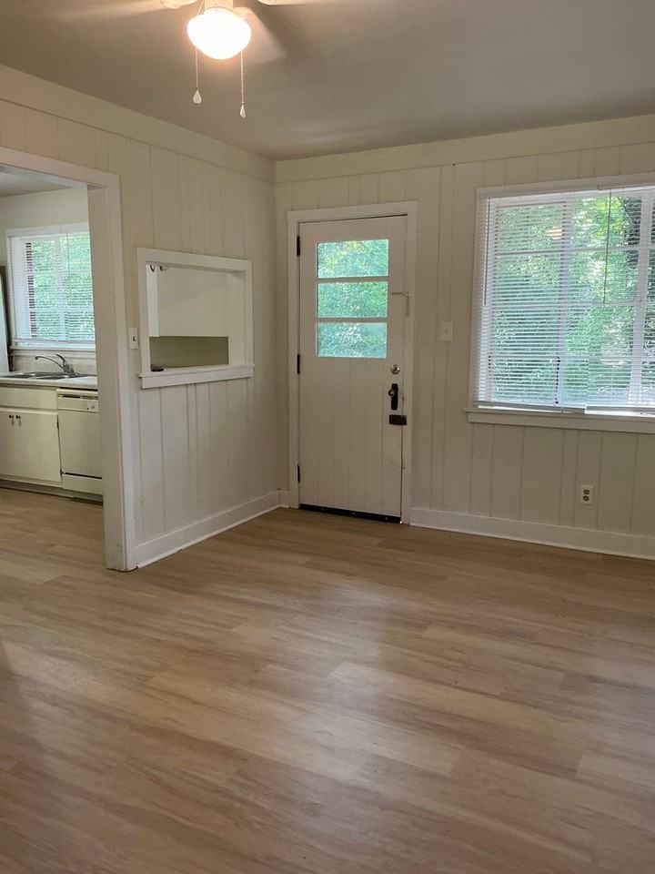 2070 Prince Ave - Photo 3 of 13