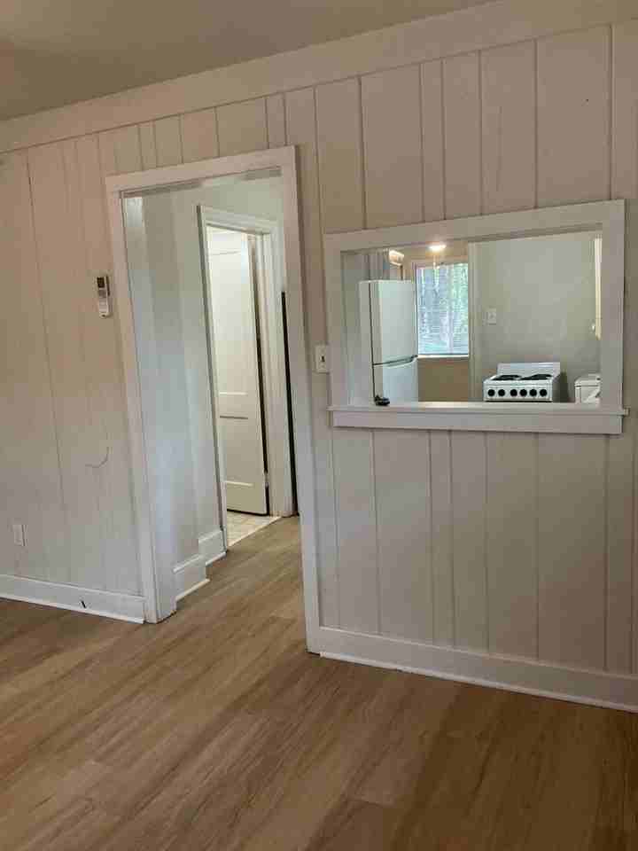 2070 Prince Ave - Photo 4 of 13