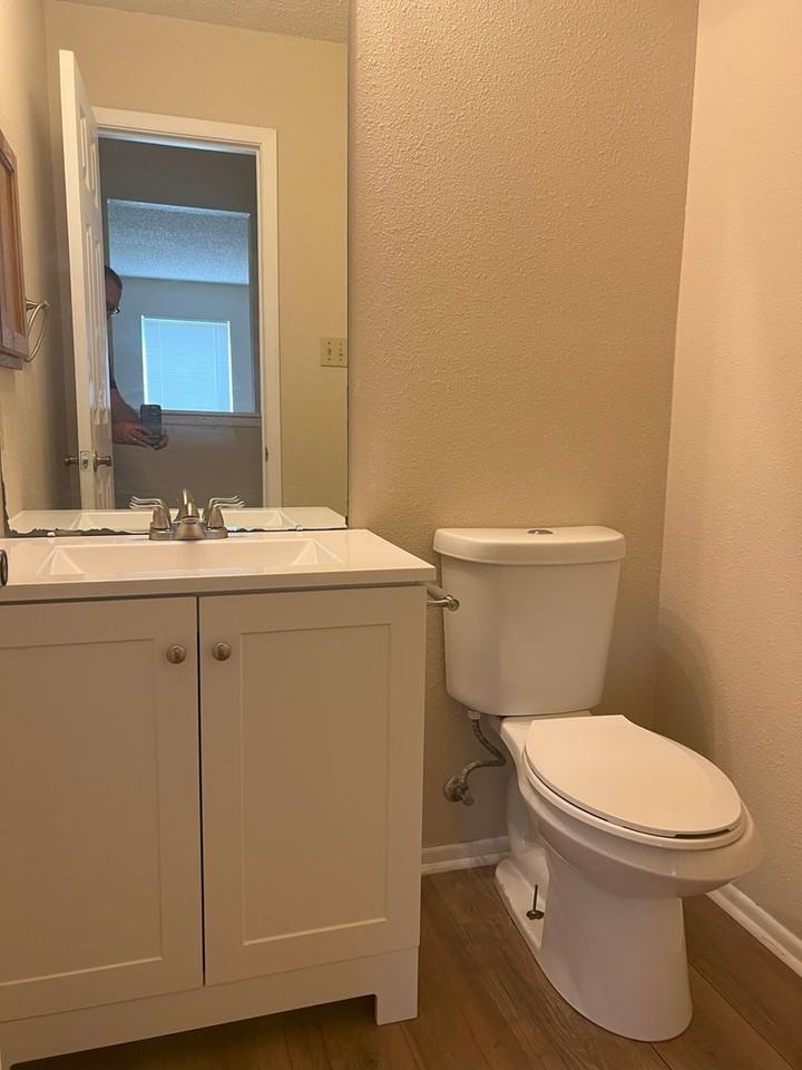 5730 Spring Moon St - Photo 3 of 25