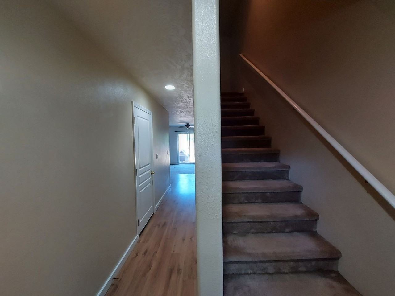 1291 Sw 12th St - Photo 2 of 17