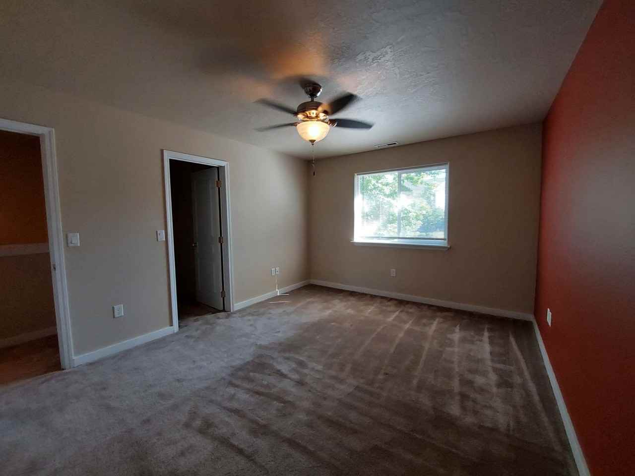 1291 Sw 12th St - Photo 6 of 17