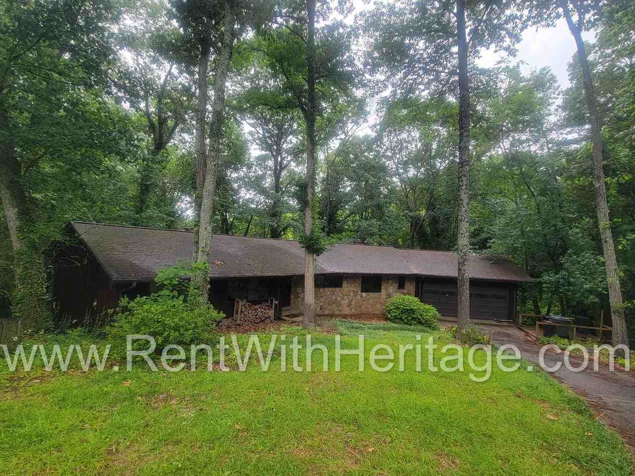1050 Flamingo Dr - Photo 4 of 50