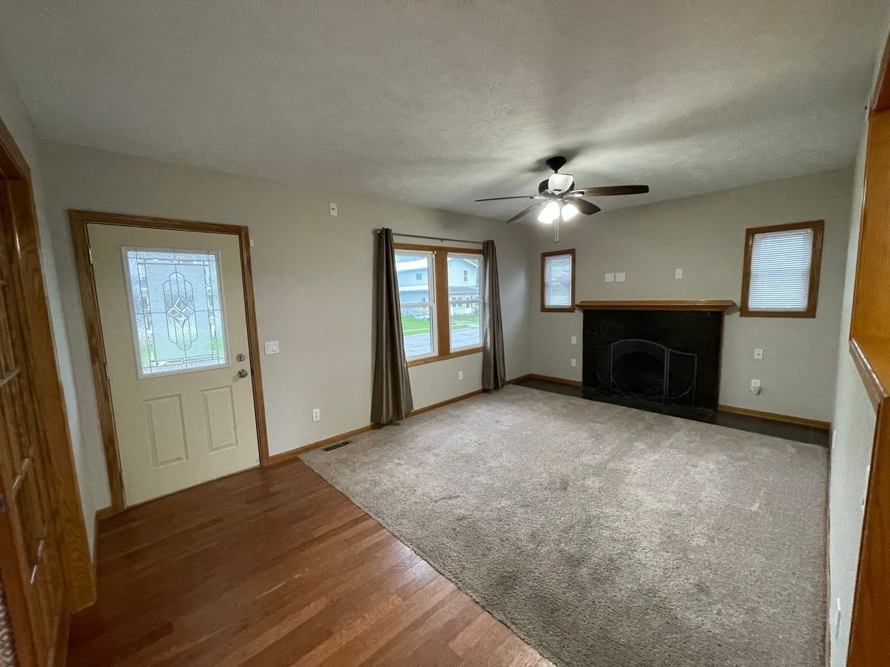 3020 Starr St - Photo 3 of 19