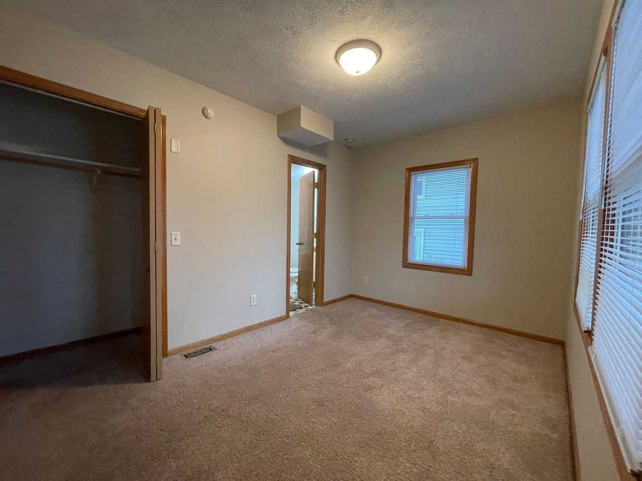 3020 Starr St - Photo 6 of 19