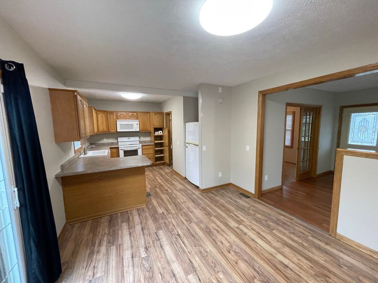 3020 Starr St - Photo 7 of 19