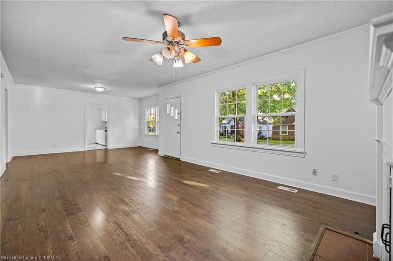 2030 S L St - Photo 2 of 13