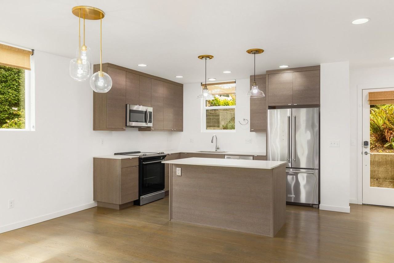 2301 23rd Ave W - Photo 6 of 16