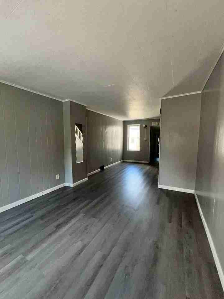 1264 Muhlenberg St - Photo 3 of 16