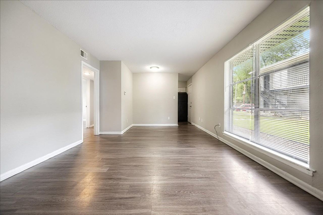 Macon Crossing Apartments - Photo 6 of 49