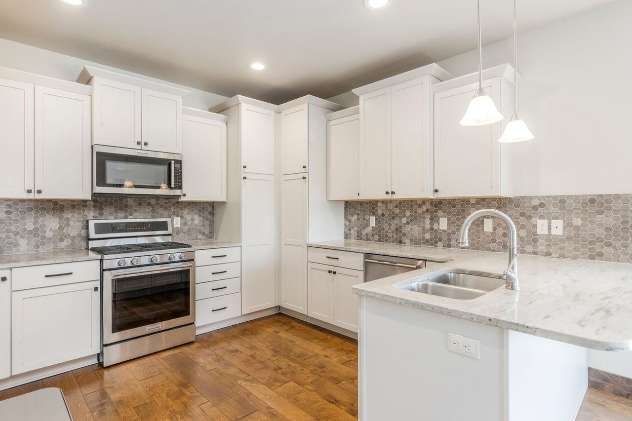 1195 W Black Rock Trl #F - Photo 2 of 14