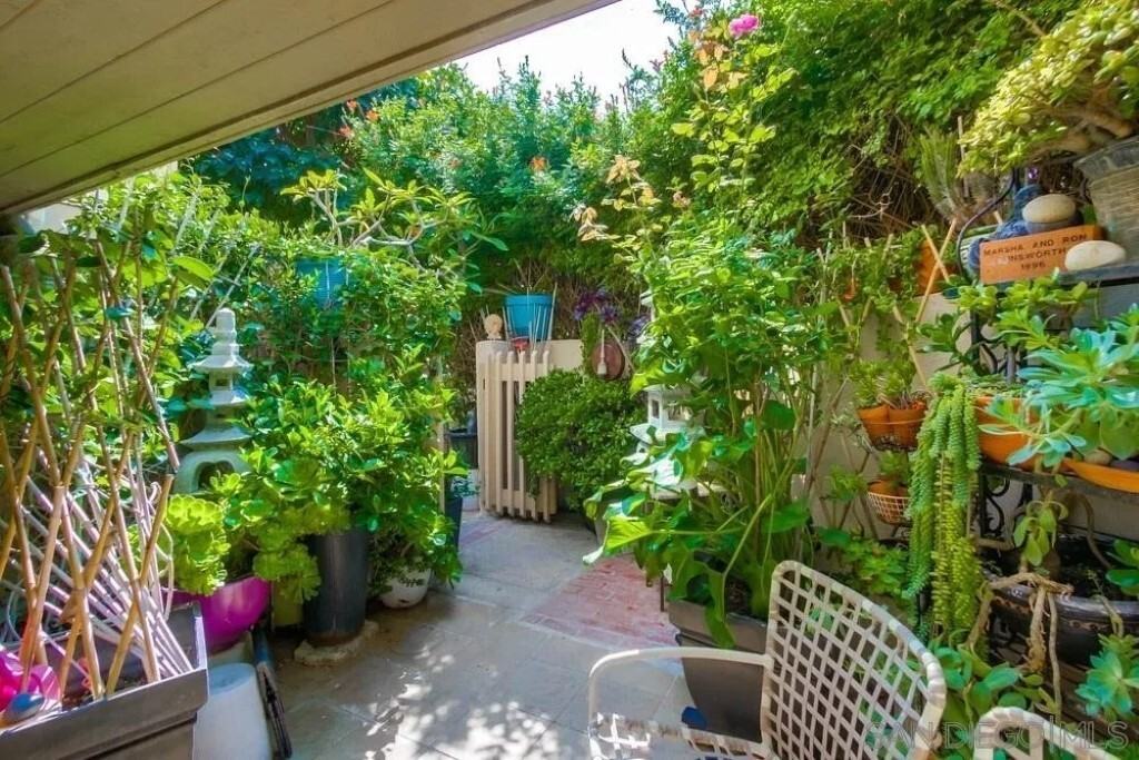 509 S Sierra Ave #1 - Photo 2 of 48