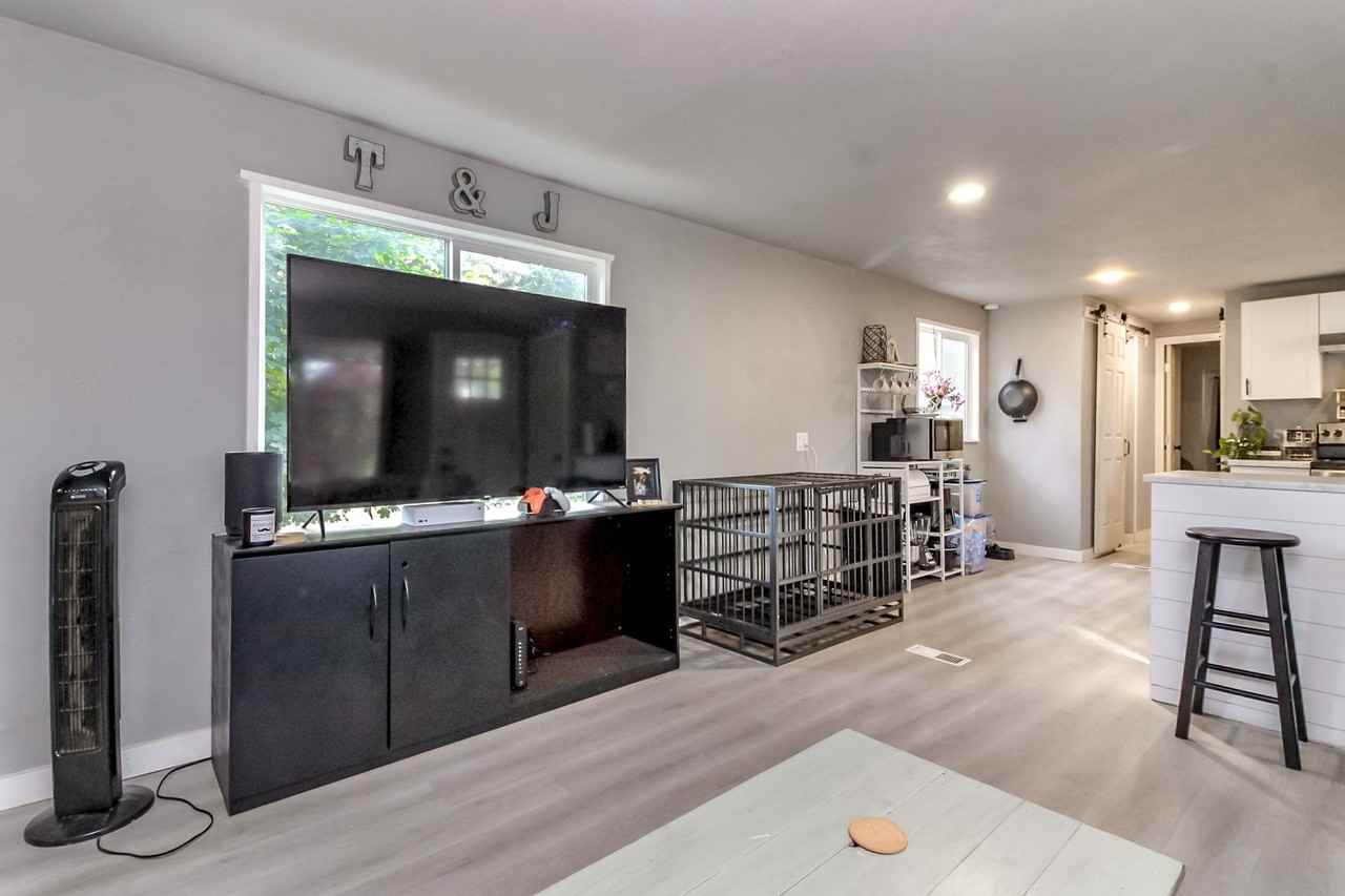 19820 63rd Avenue Ct E - Photo 4 of 43