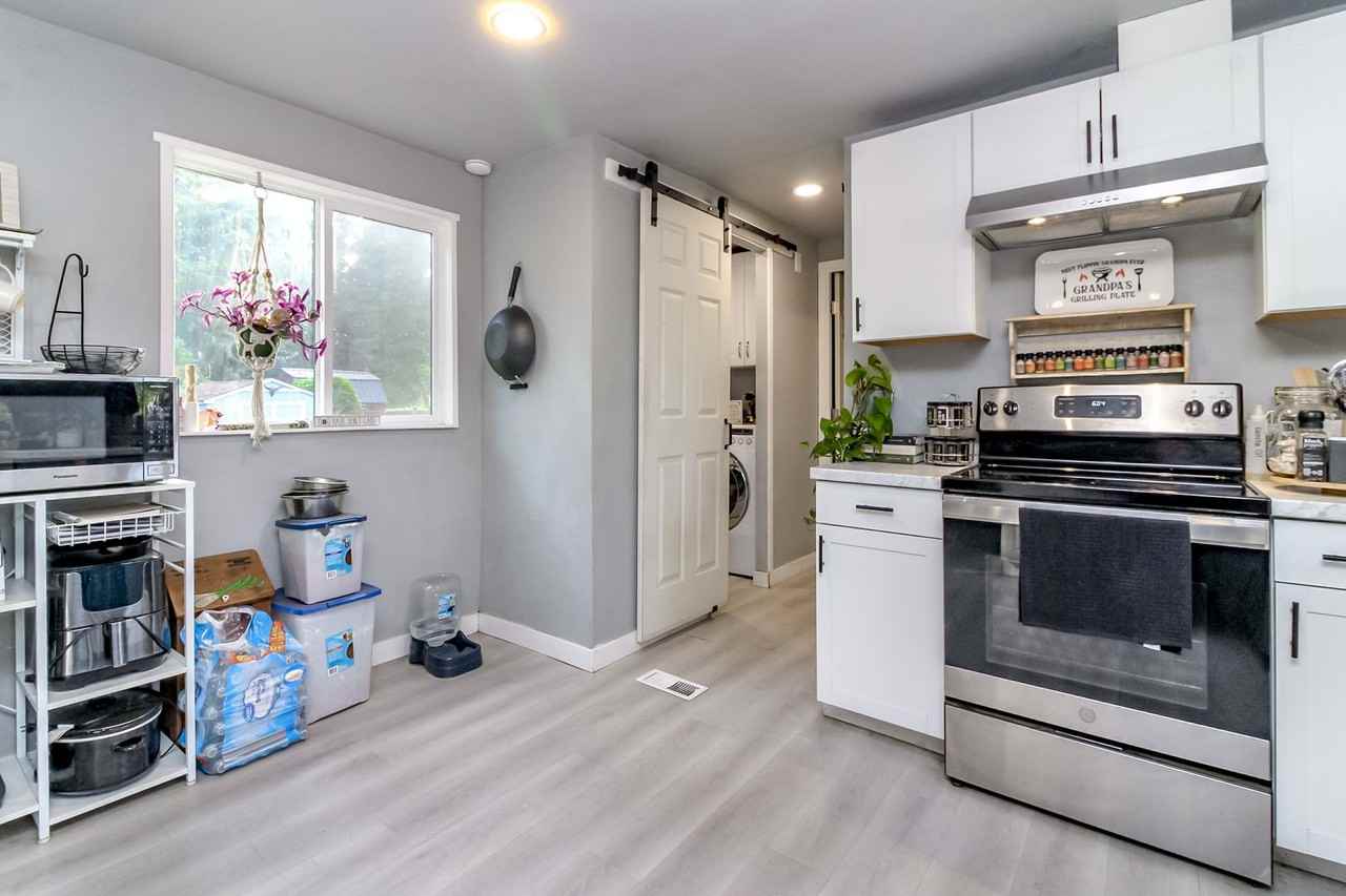 19820 63rd Avenue Ct E - Photo 6 of 43