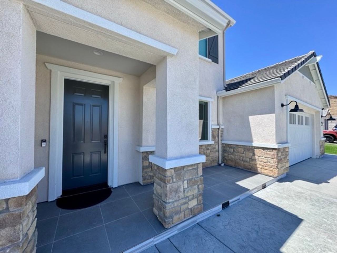 25061 River Peak Dr - Photo 5 of 50