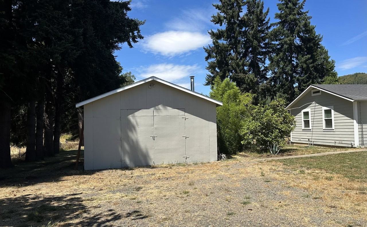 1069 Little Valley Rd - Photo 2 of 22