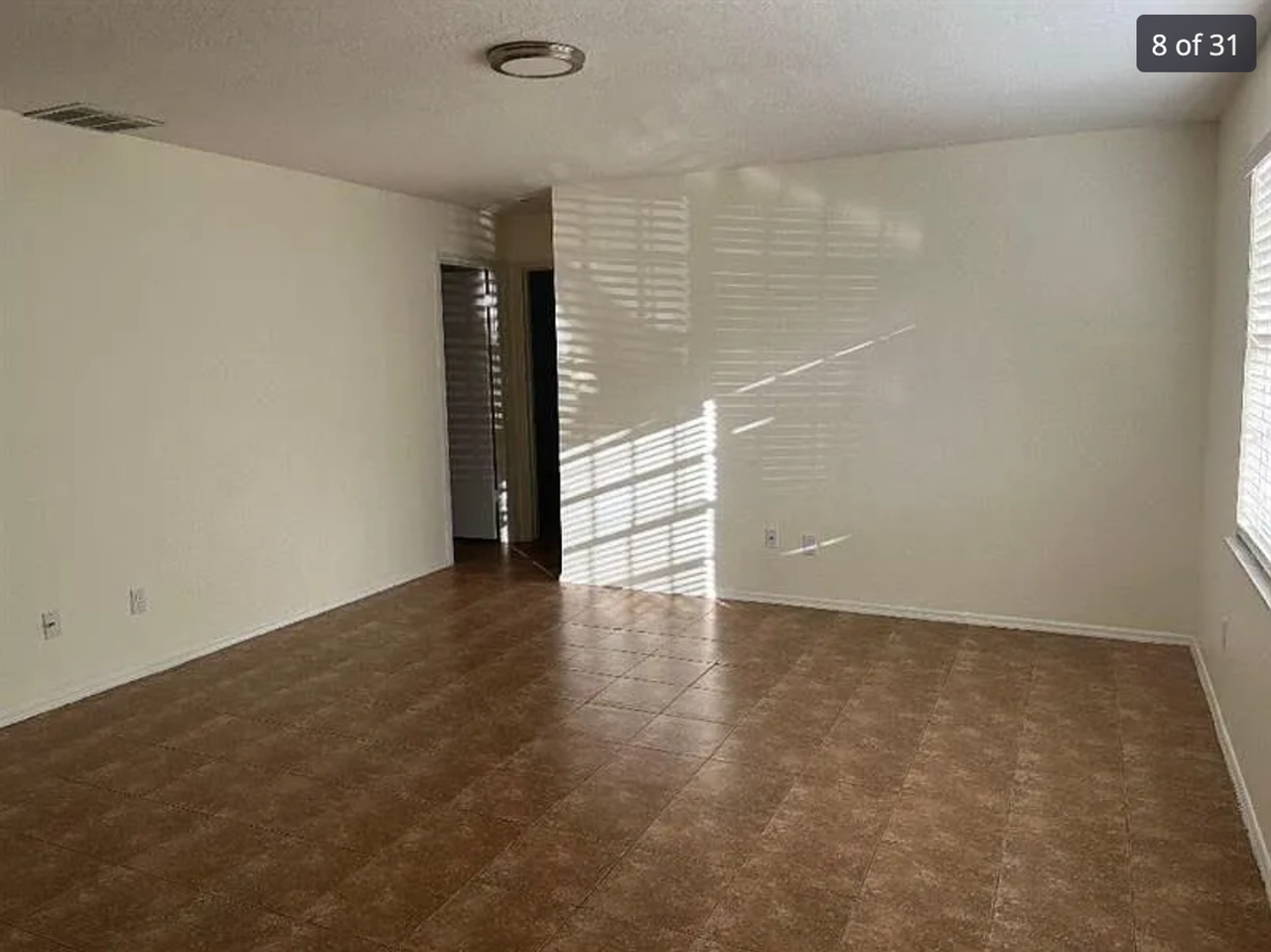 2289 Se Friendship St - Photo 3 of 21