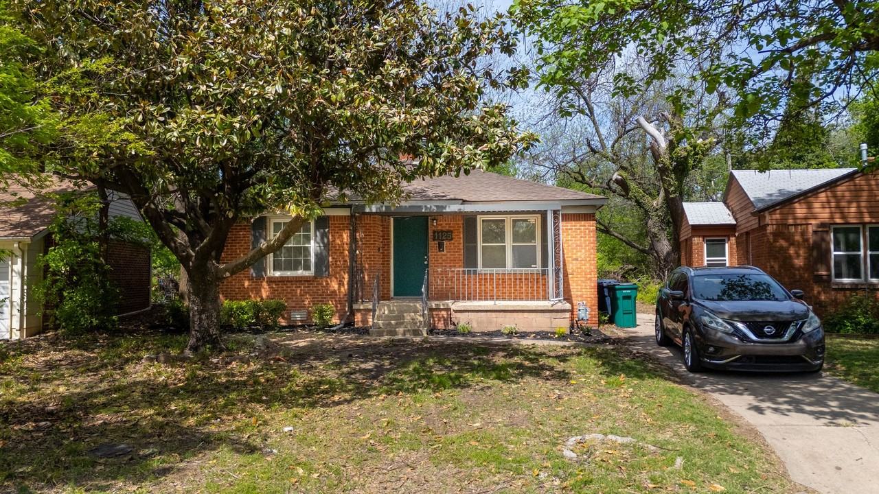 1125 Bellevidere Dr - Photo 3 of 15