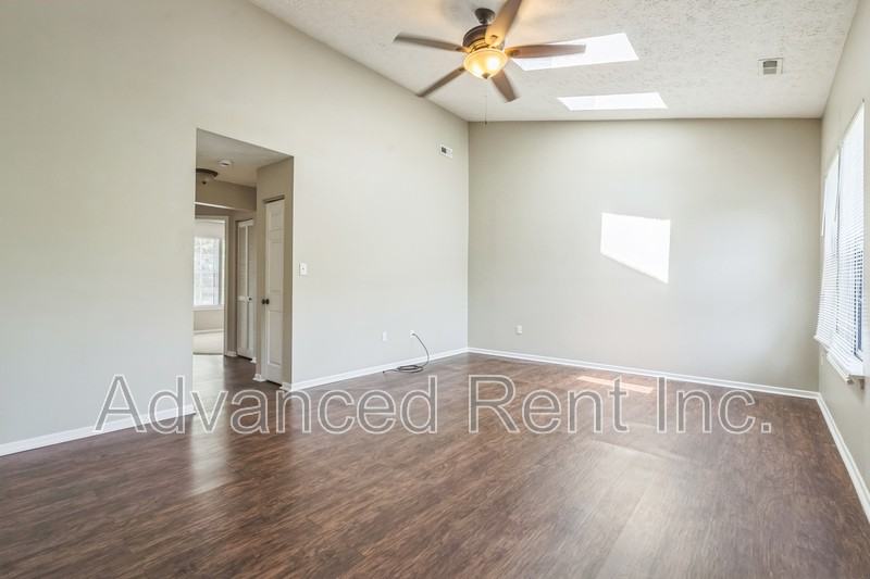 15 Beagle Run - Photo 3 of 15