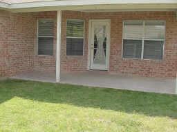 2331 Brookview Dr - Photo 2 of 8