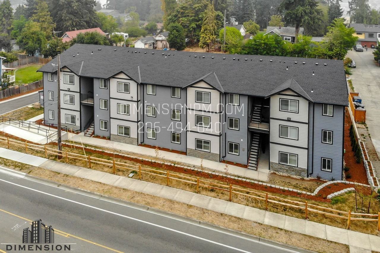 3903 S Tyler St - Photo 4 of 49