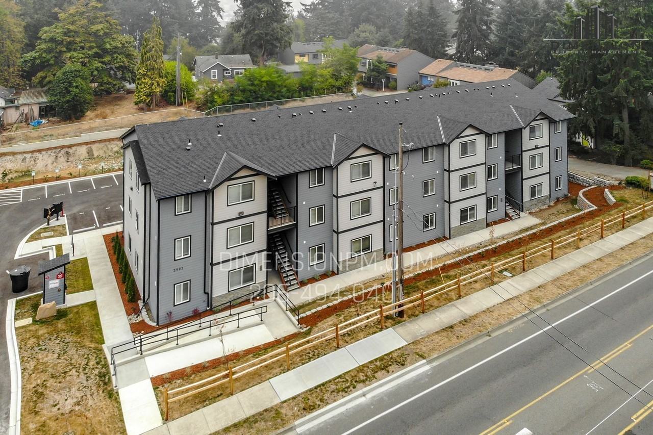 3903 S Tyler St - Photo 6 of 49