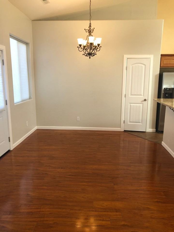 7908 E Roundup Dr - Photo 4 of 31