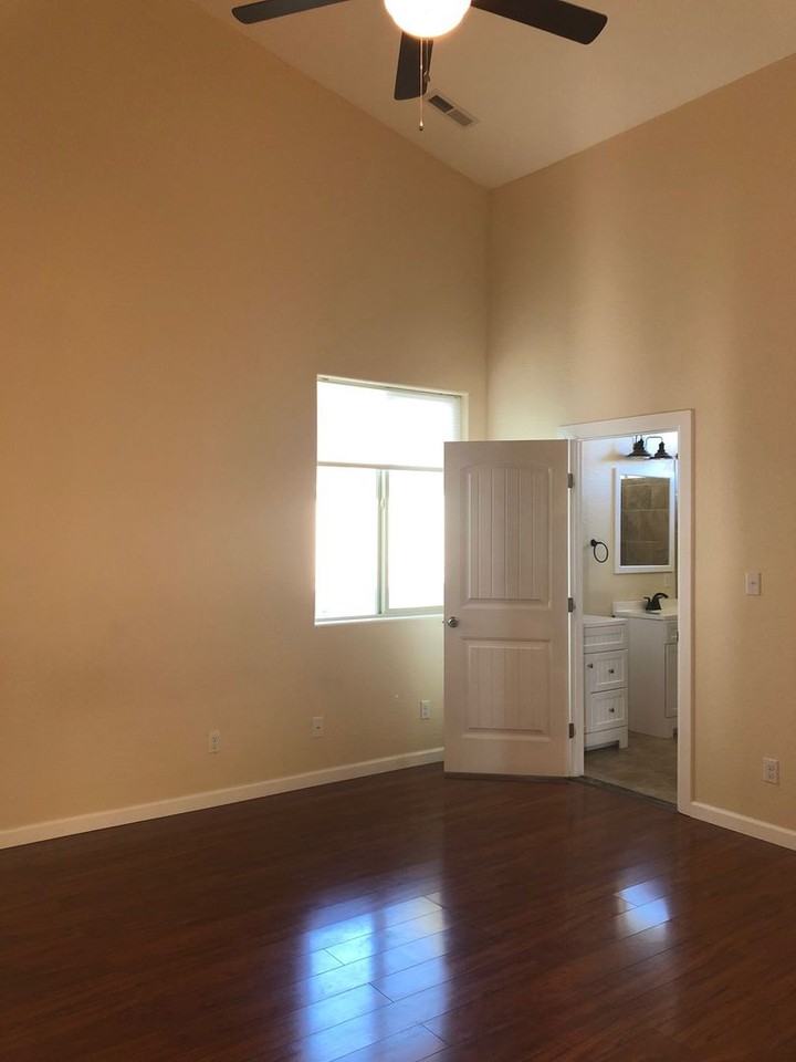 7908 E Roundup Dr - Photo 6 of 31