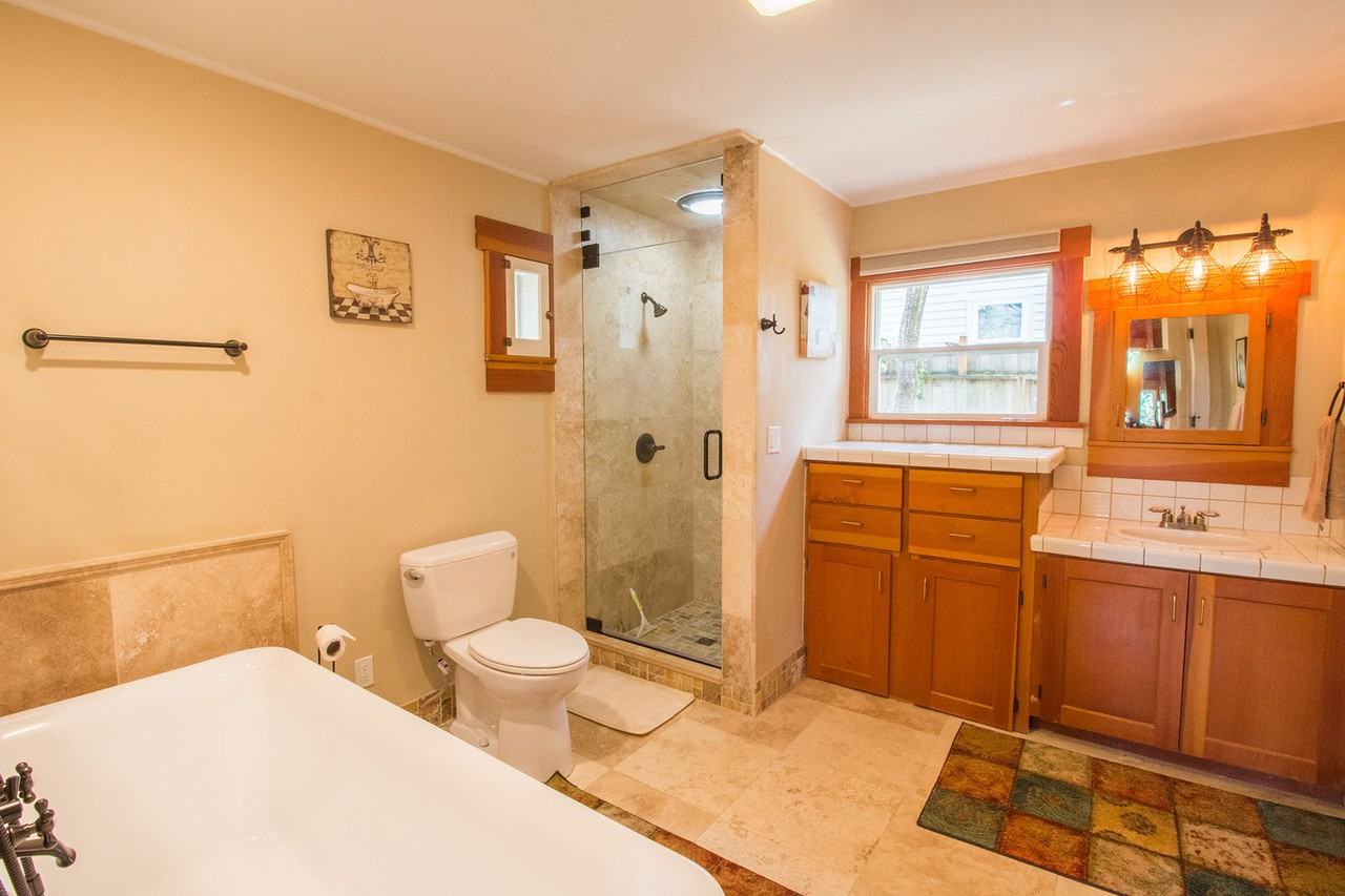 525 S 3rd St - Photo 5 of 28