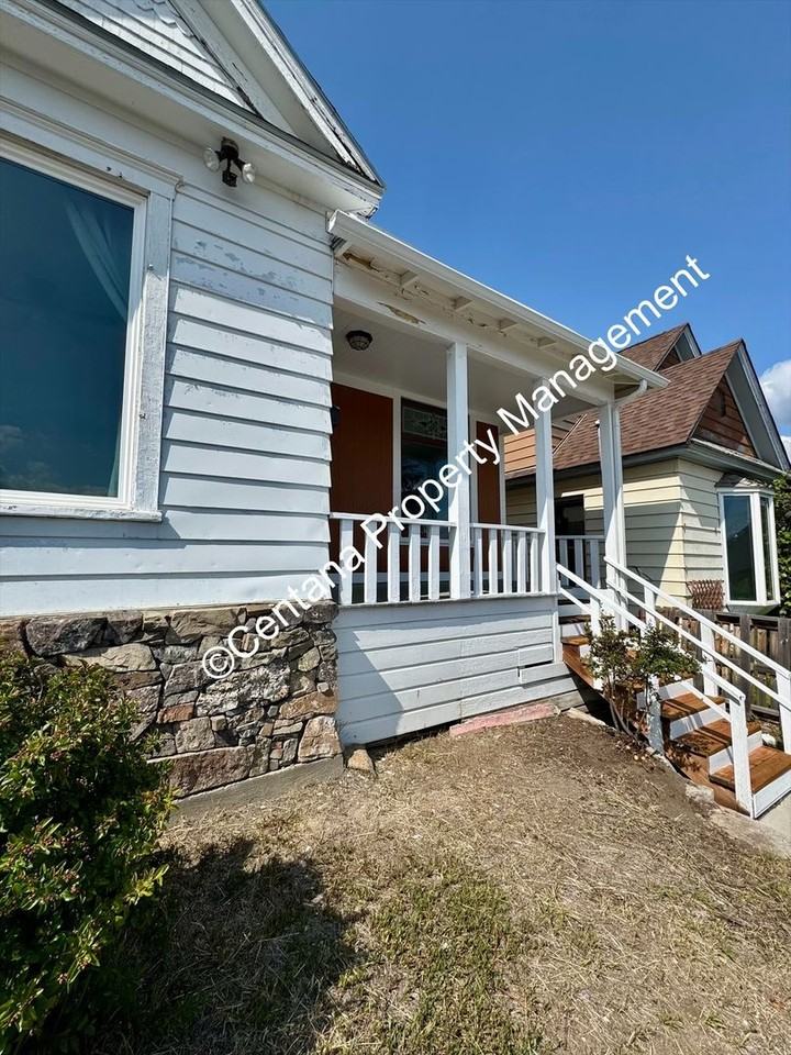 917 W Woolman St - Photo 2 of 33