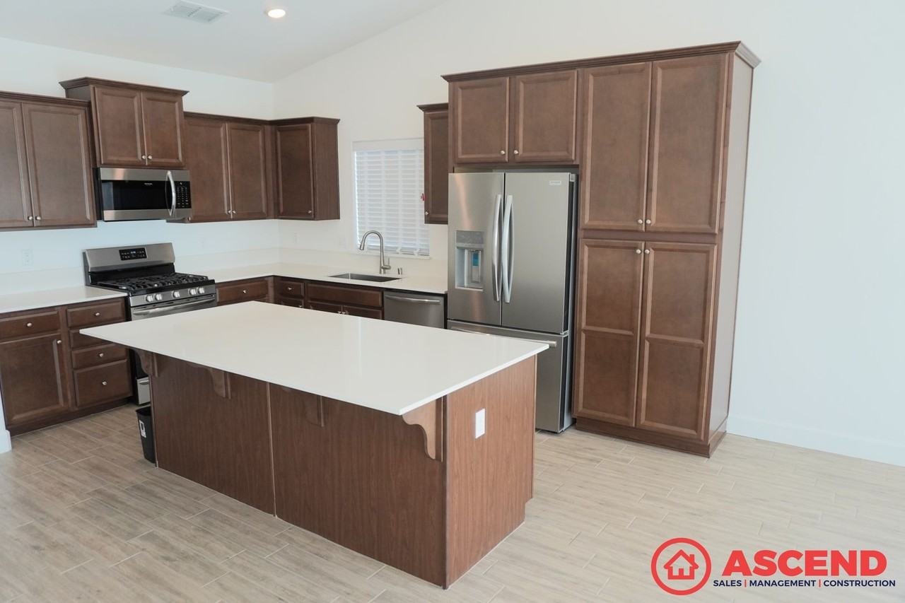 9313 Willow Terrace Dr - Photo 6 of 14