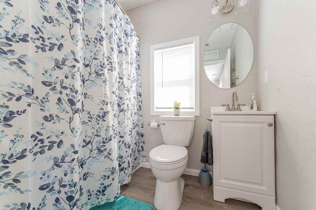 1310 Katherine St - Photo 5 of 11