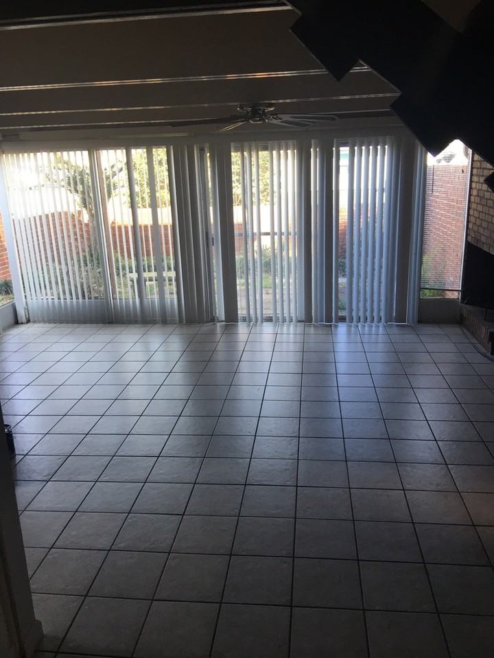 220 Belmont Rd - Photo 5 of 24