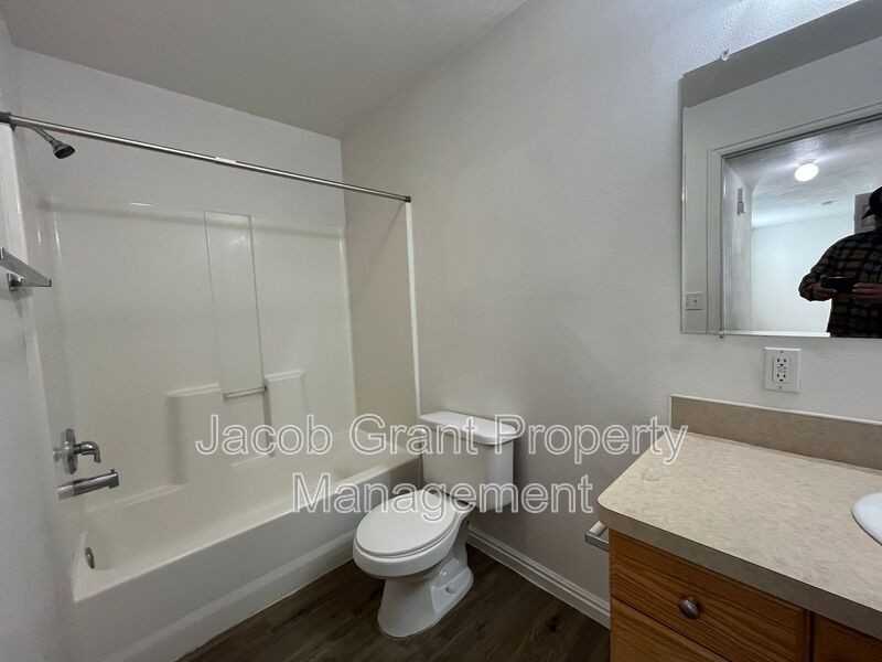 3550 Deloy Dr #1 - Photo 6 of 9