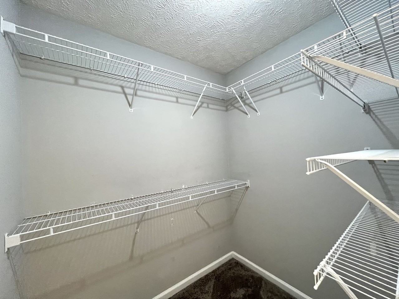 3001 Waybridge Drive - Photo 5 of 24