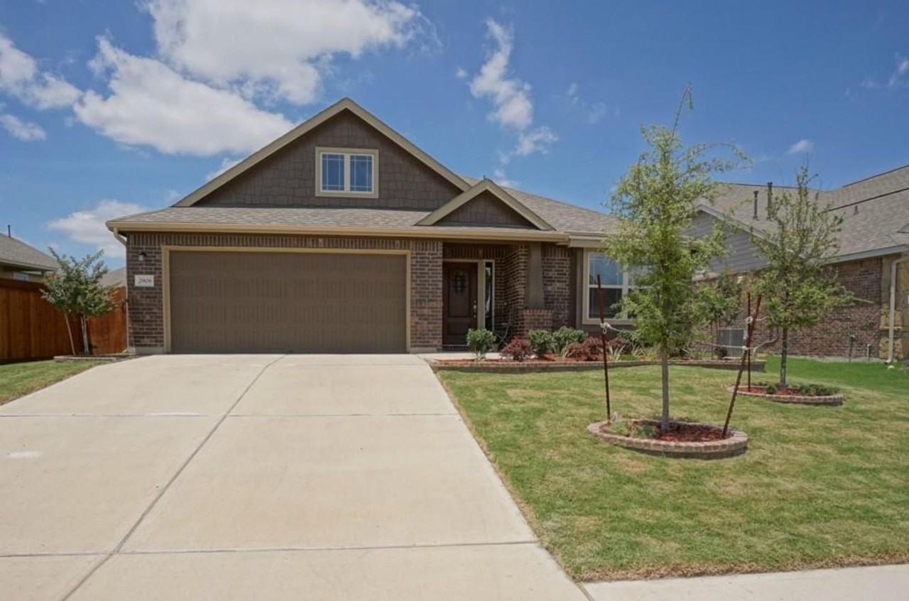 2908 Edwards Plateau - Photo 2 of 19