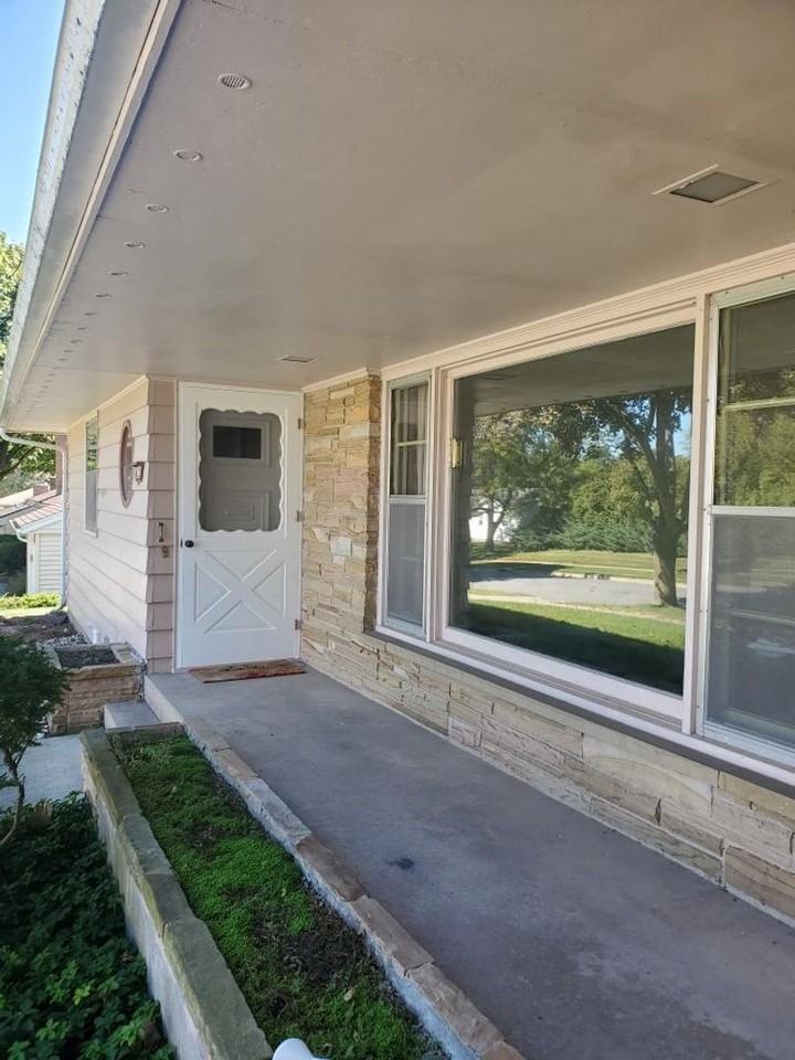 4333 Wakefield St - Photo 3 of 18