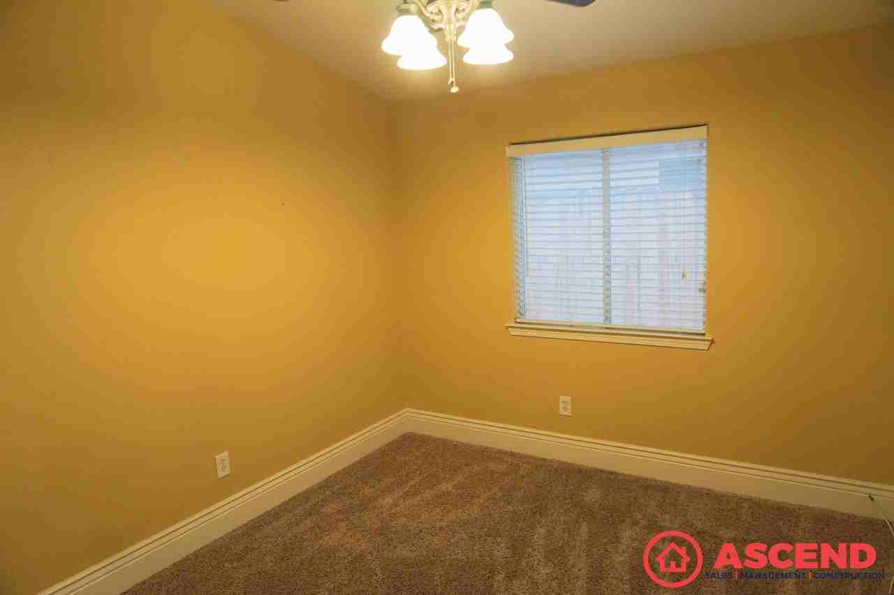 10405 Heather Valley Dr - Photo 7 of 14