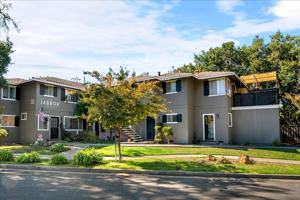featured image of 135 Carlton Ave