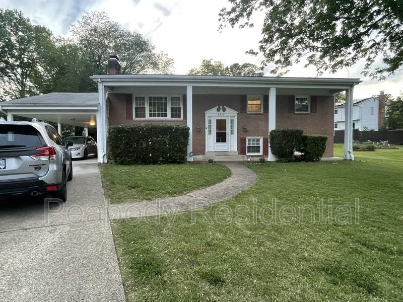 5810 Sunderland Ct - Photo 2 of 31