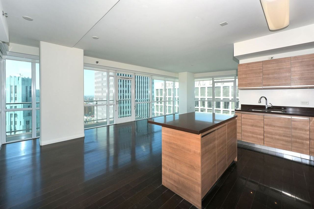 3785 Wilshire Blvd #1801