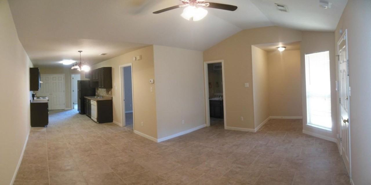 515 Deloris Dr - Photo 2 of 13