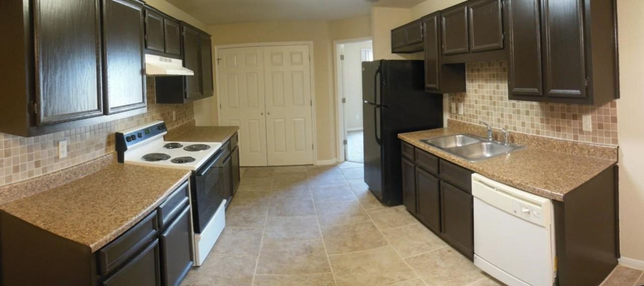 515 Deloris Dr - Photo 3 of 13