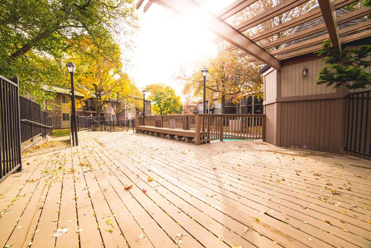 #307 LYNMARIE APARTMENTS - Photo 4 of 18