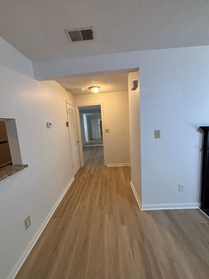 562 Candle Ln - Photo 2 of 26