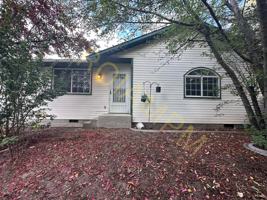 featured image of 180 Lake St E